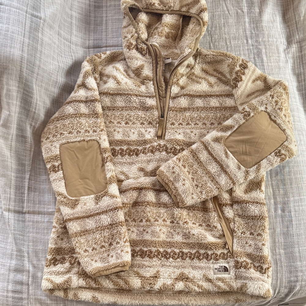 The North Face Sherpa Half-Zip Hoodie in Cream and Tan Pattern